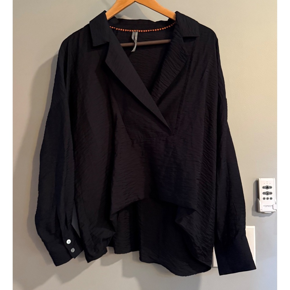 Anthropologie Blouse Womens Medium Black Crinkle V-Neck Oversized Pullover Top